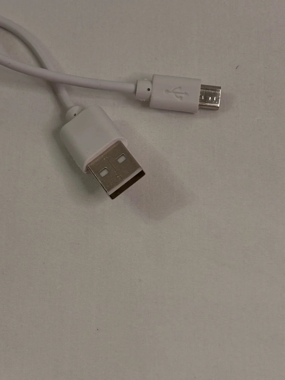 USB to Micro-USB Charging Cable Set in Black and White